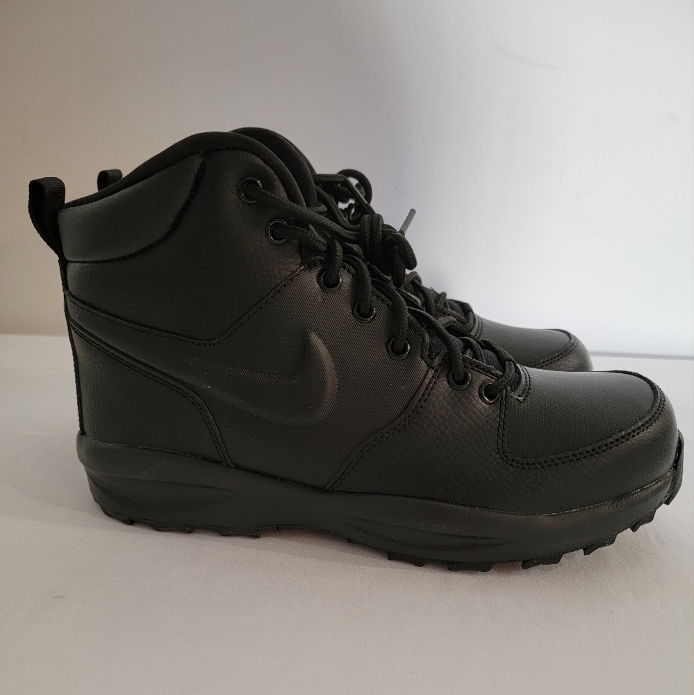 Kids Nike Manoa Boots Size 6.5